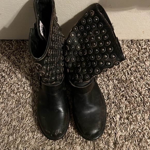 frye jenna disc boots